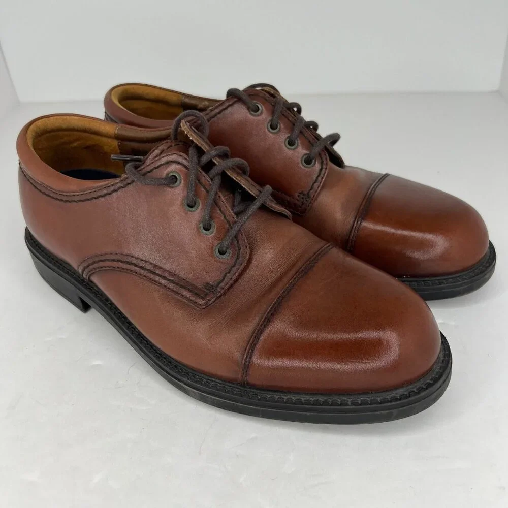 Dockers Mens 090-2210 Brown Gordon Leather Cap Toe Oxford Size 8 W Dress Shoes